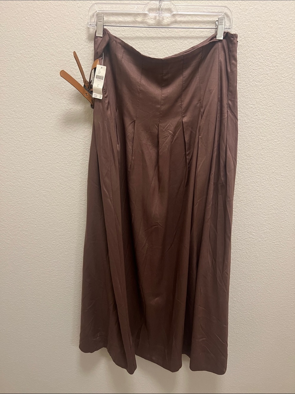 Anthropologie Asymmetric Pleated
Surplus Sz XL Brown Maxi Skirt Double Belt NWT - Picture 7 of 11